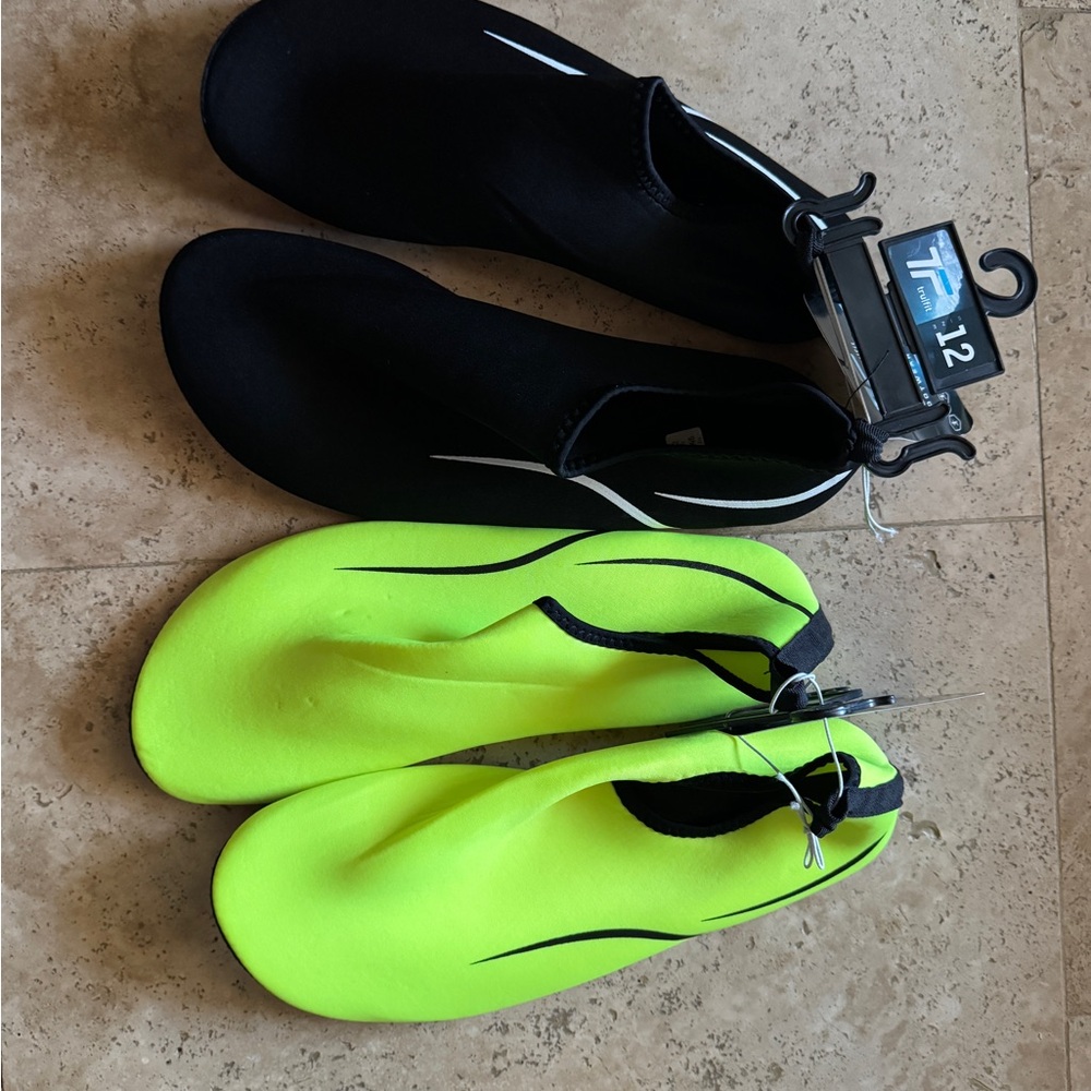 Black and Neon Green Water Shoes Men’s 12